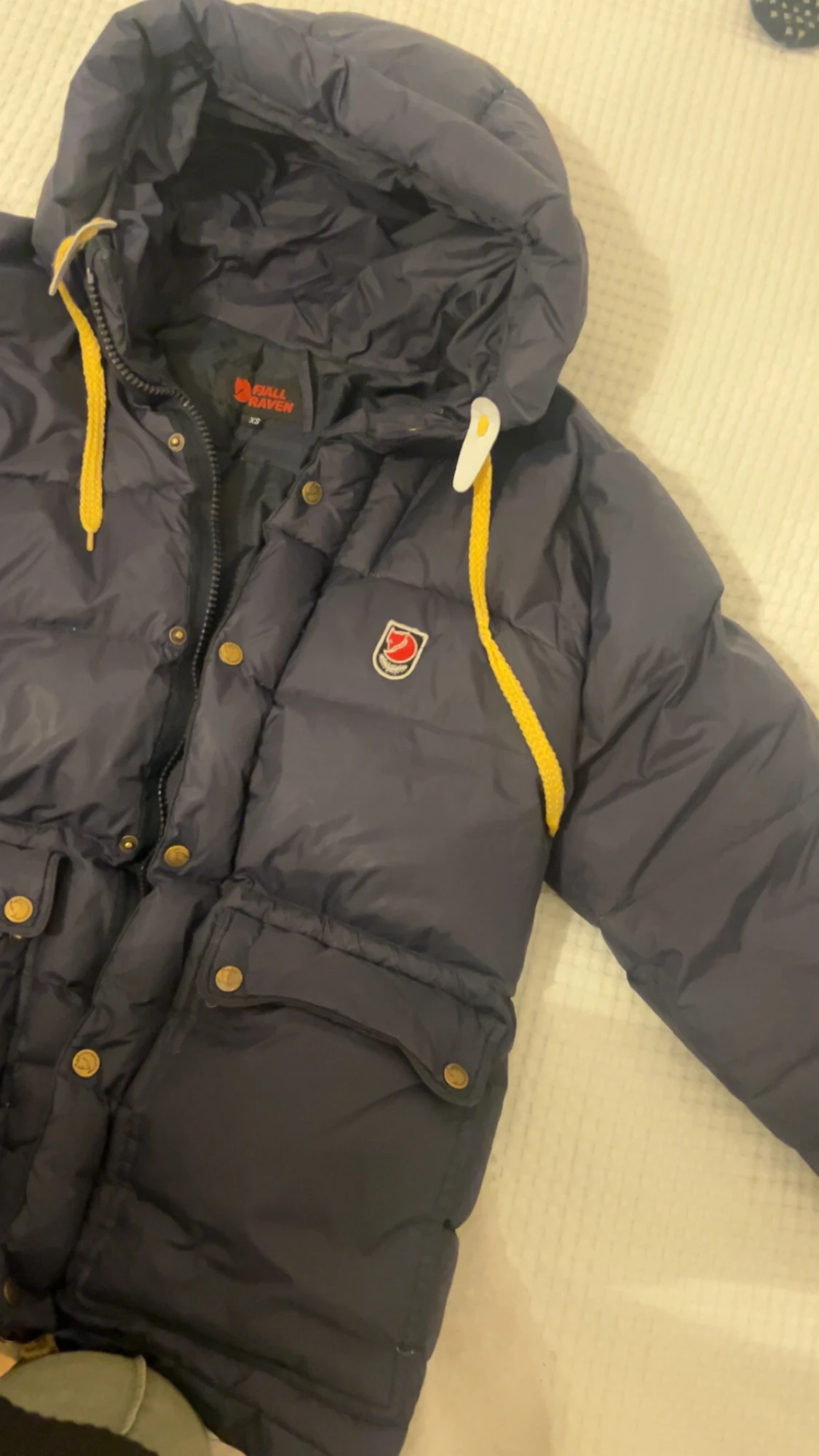 Mörkblå dunjacka från Fjällräven XS - 3