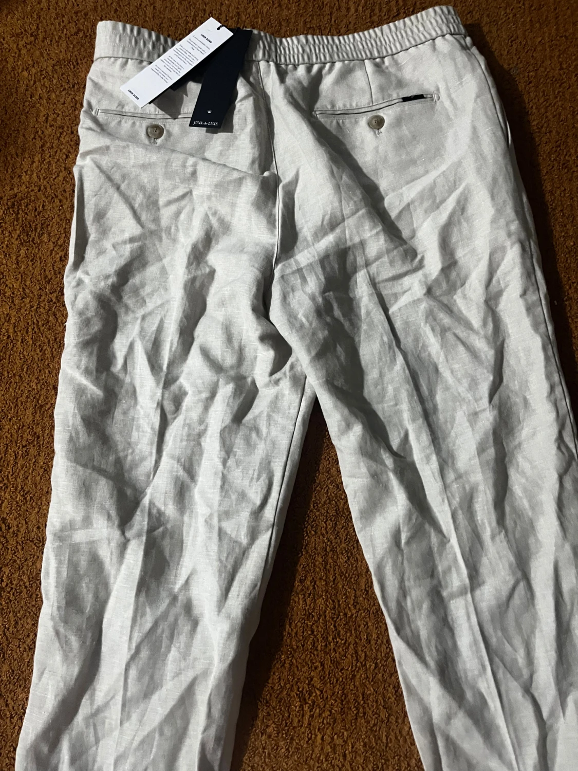 Ljusbeige linnebyxor från Junk de Luxe  - 1
