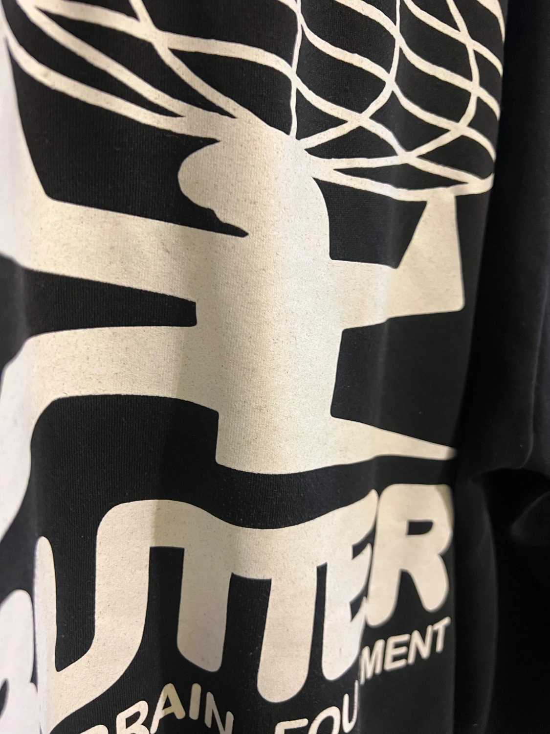 Svart hoodie från Butter med tryck - 3