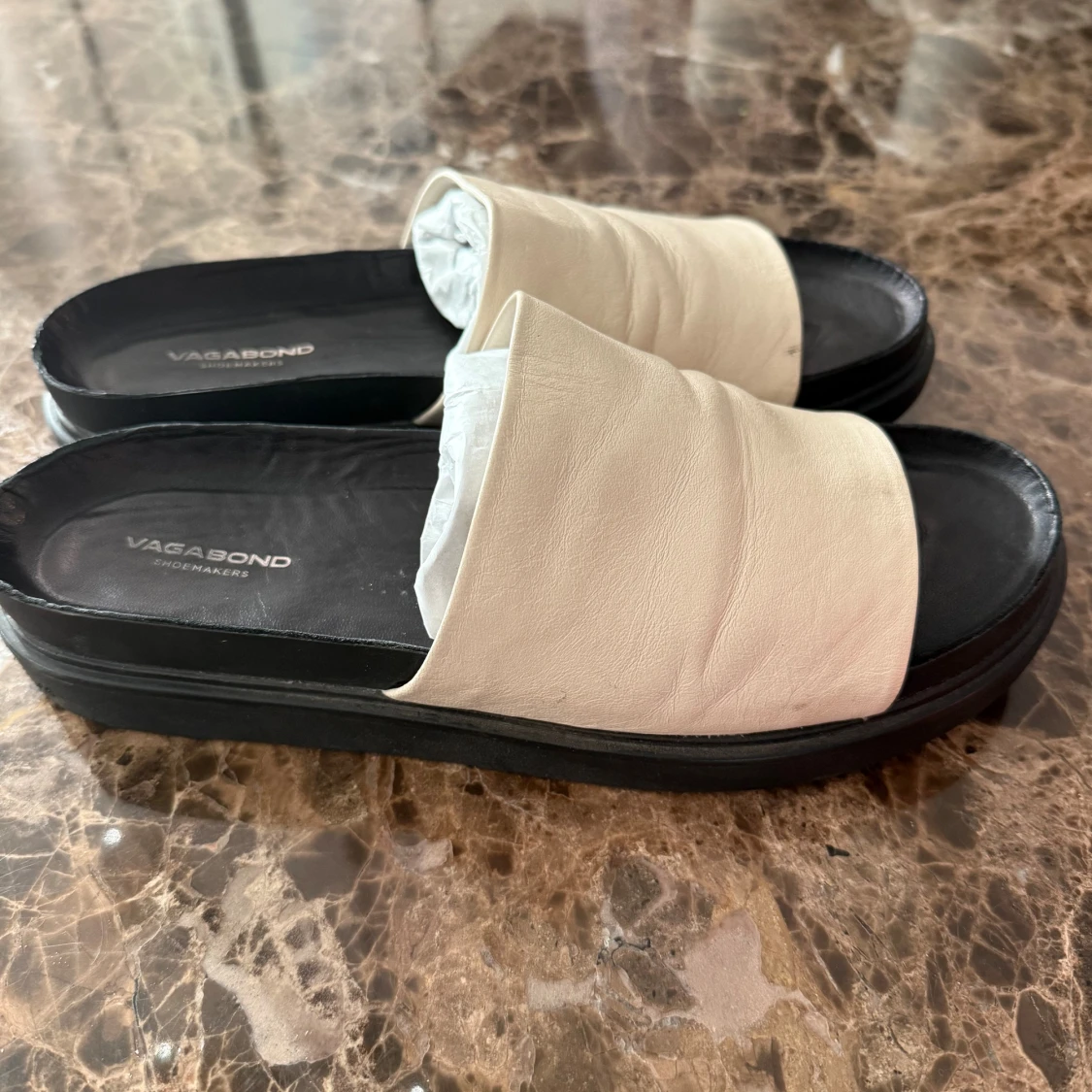 Vagabond sandaler i skinn