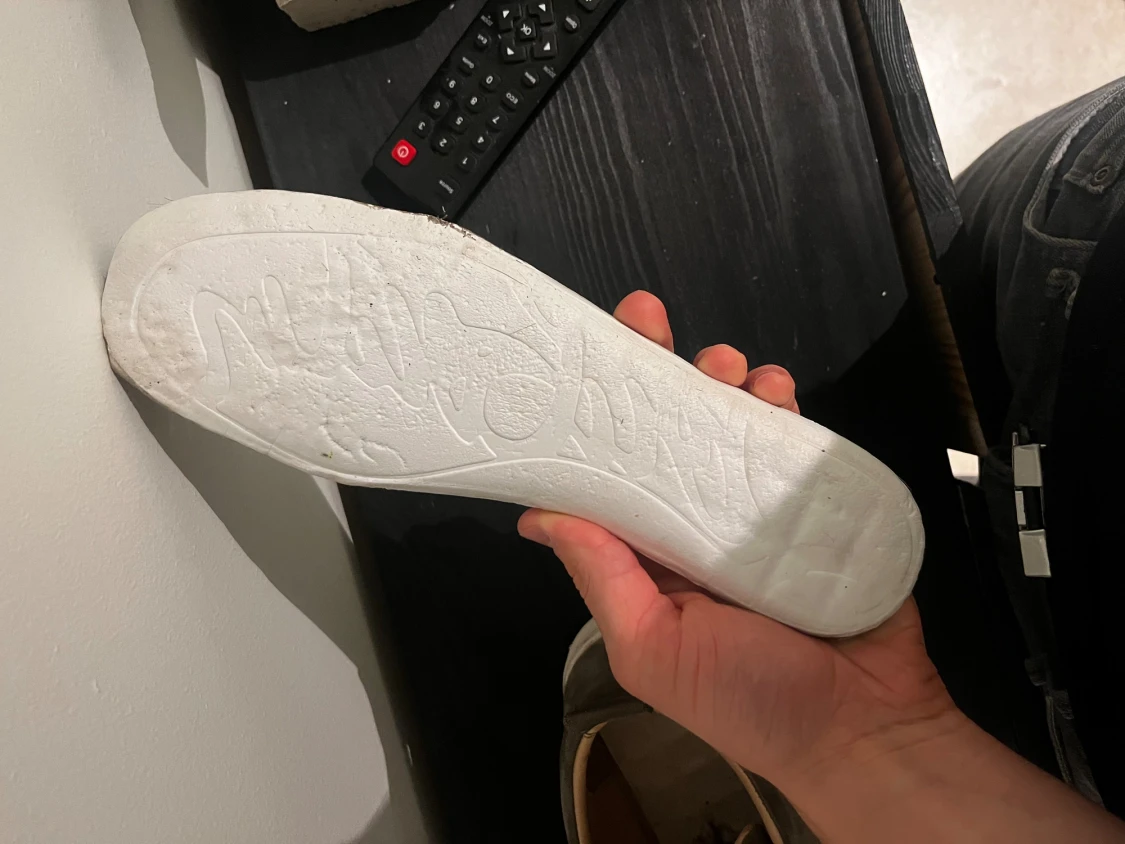 Grå mockasneakers från Louboutin, strl 43 - 4