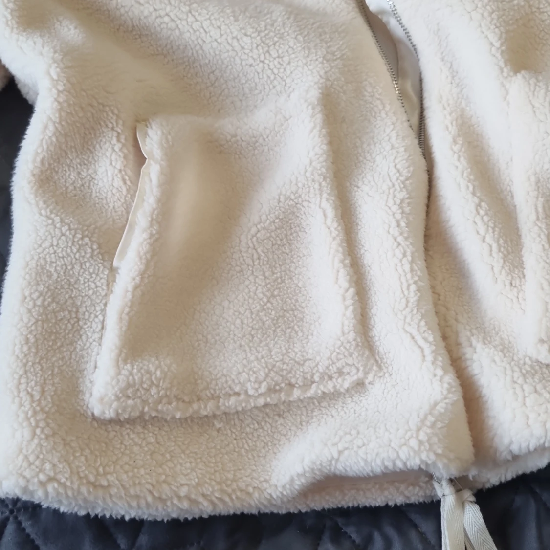 Beige teddyjacka med dragkedja M - 4