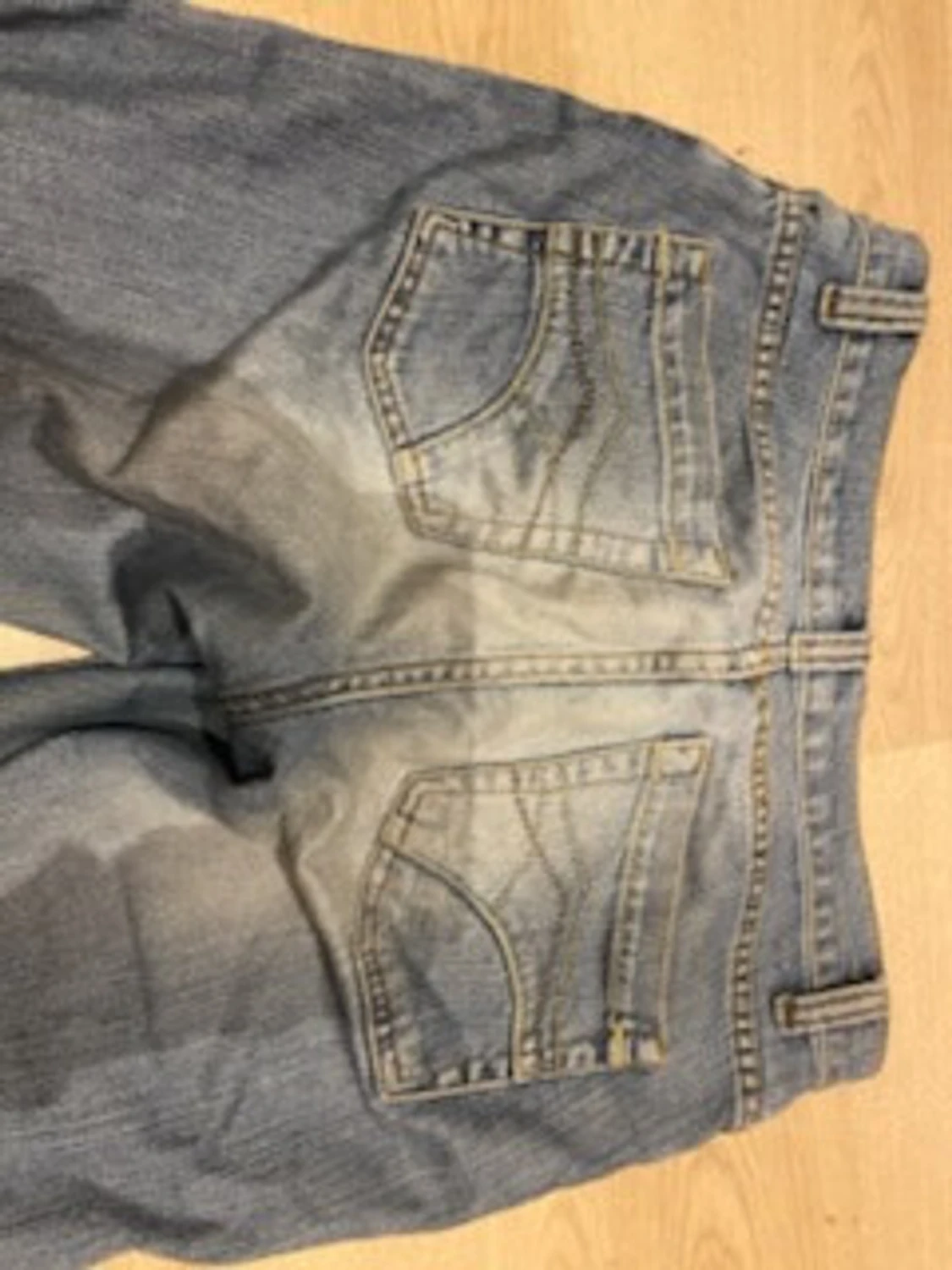 Blå bootcut jeand - 2