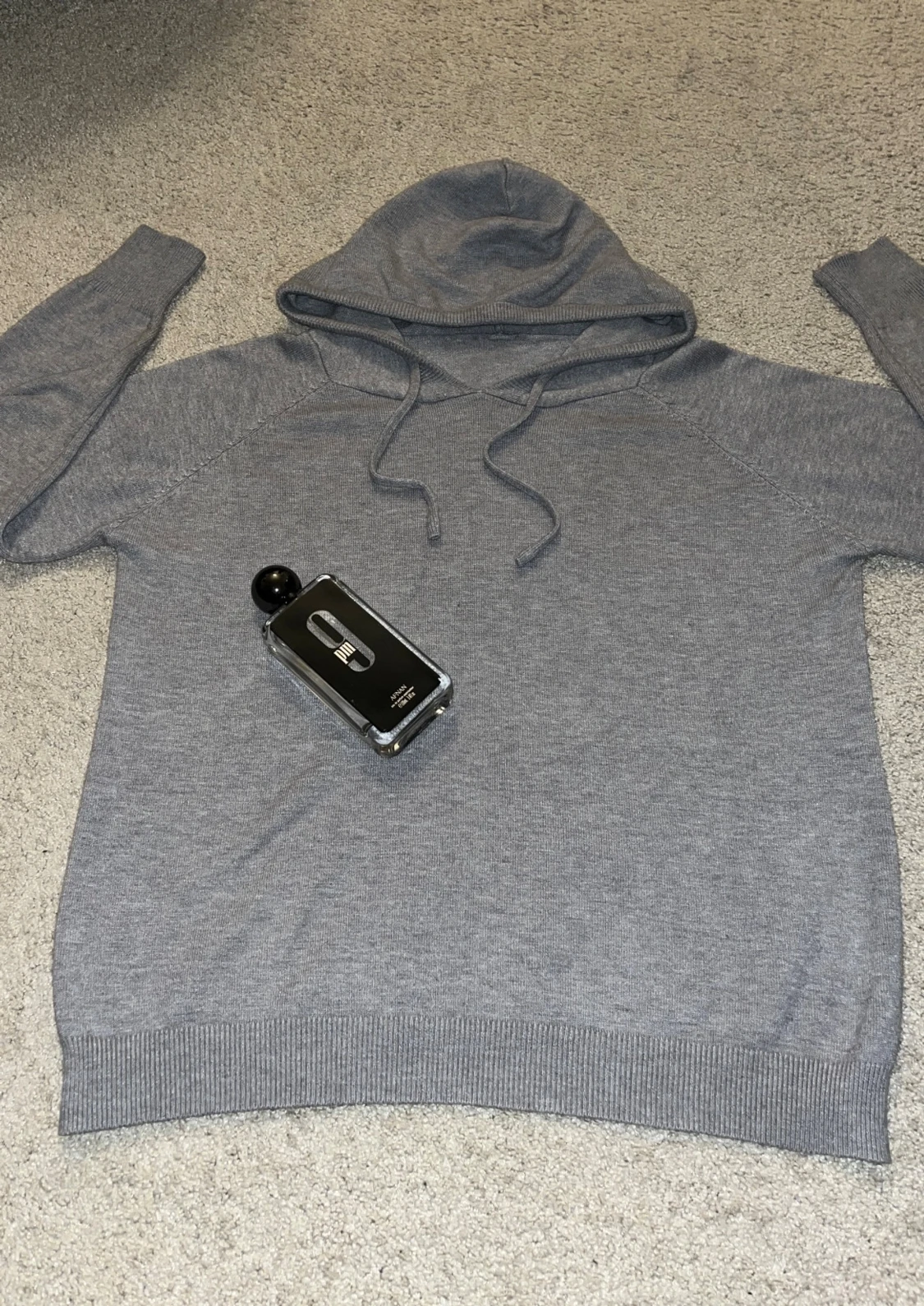 Grå Kashmir hoodie med snörning - 1