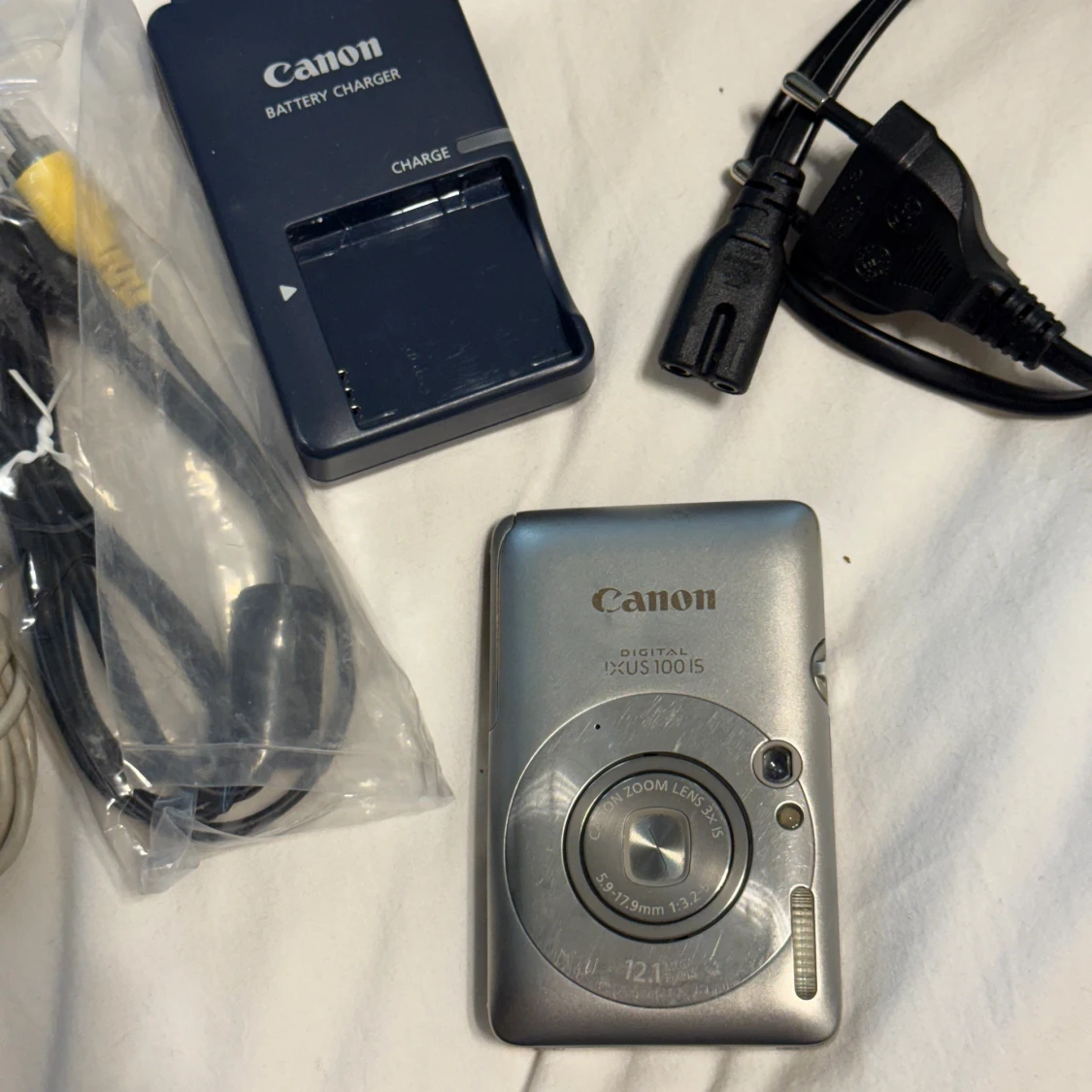 Canon Digital IXUS 100 IS - 2