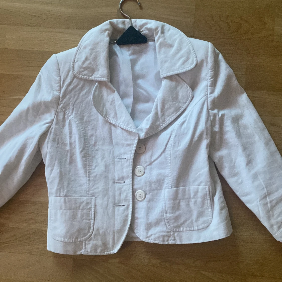 Vit jacka 