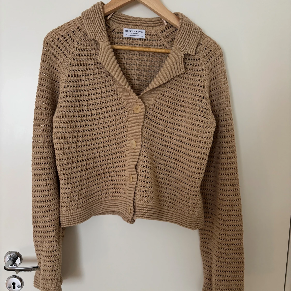 Beige cardigan från Lindex  - 1