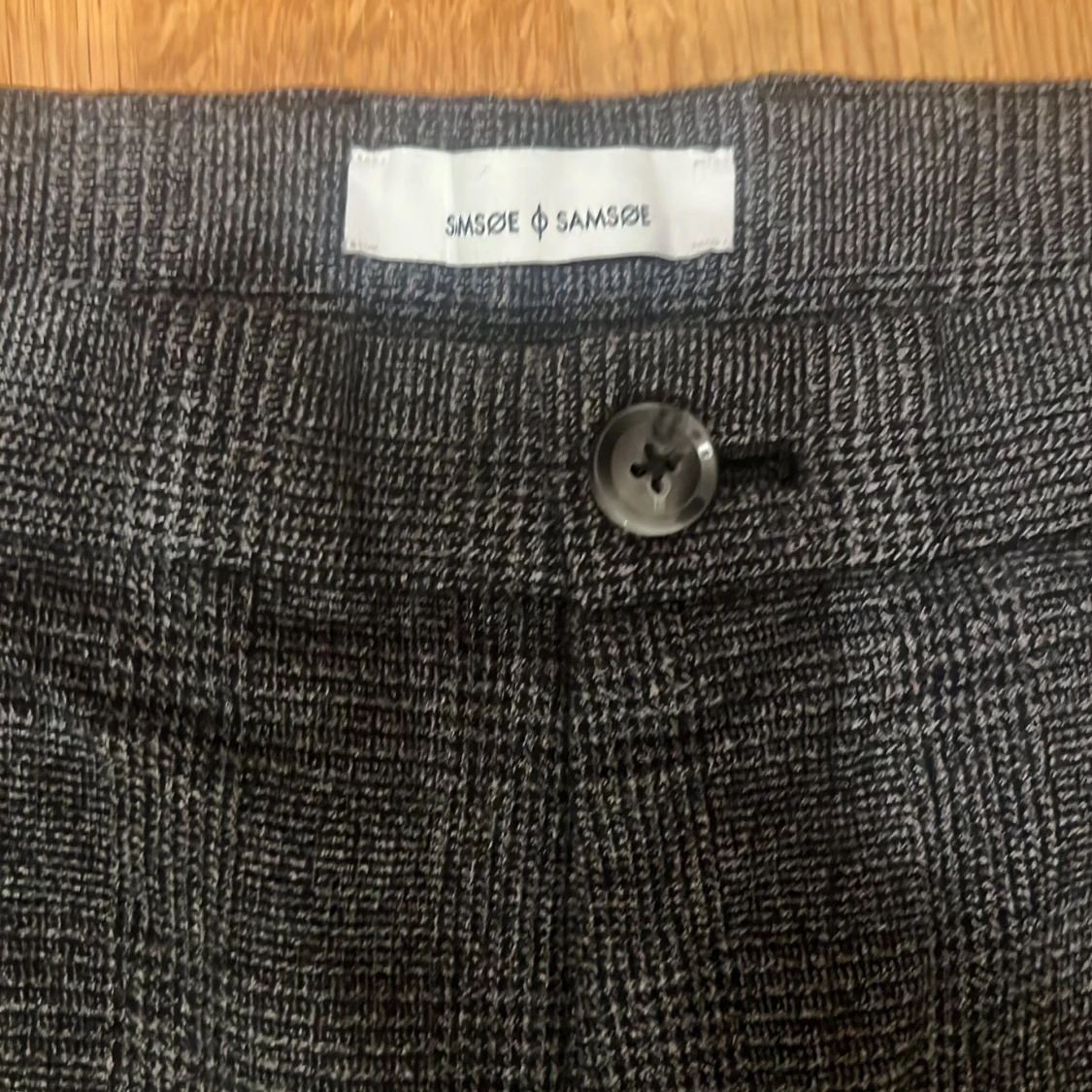 Grå rutiga kostymbyxor Samsøe Samsøe - 1