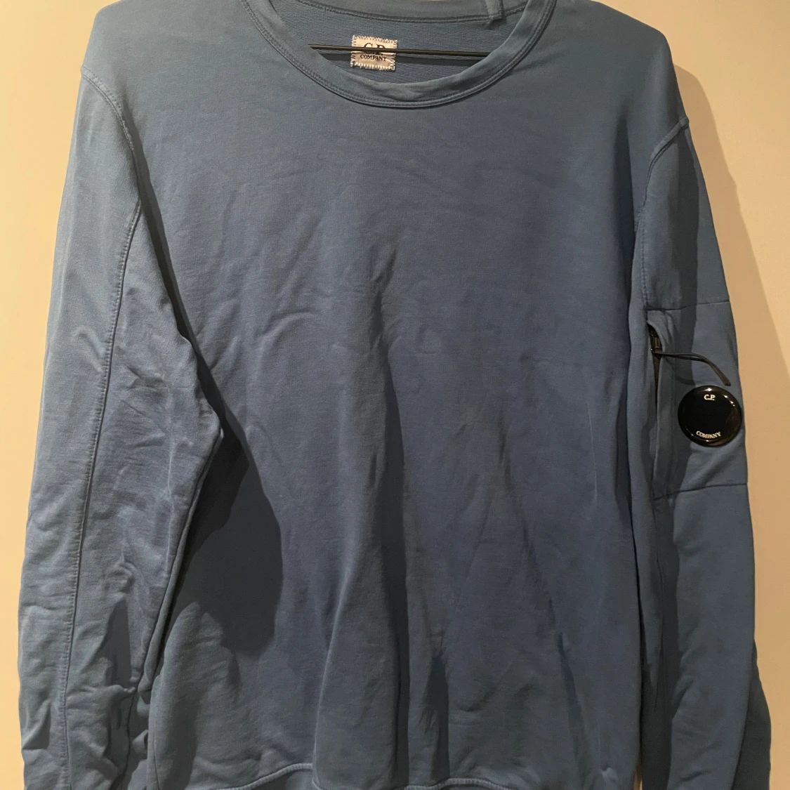 Blå crewneck från C.P. Company