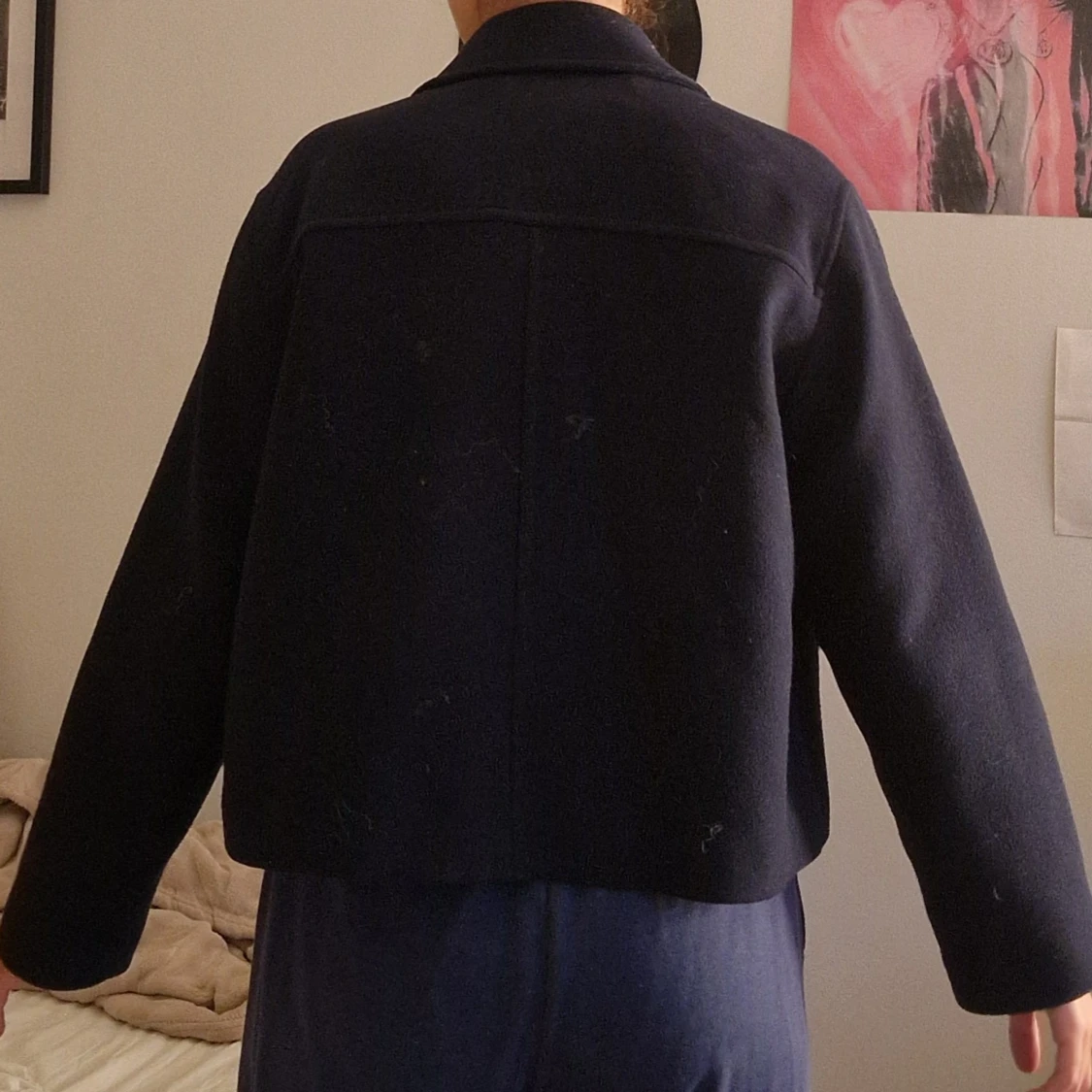 Kort kappa i marin blå - 1