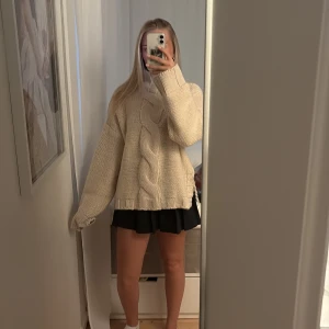 Svart kostymkjol - Ändat använd fåtal gånger💕perfekt med en stickad tröja nu till hösten 