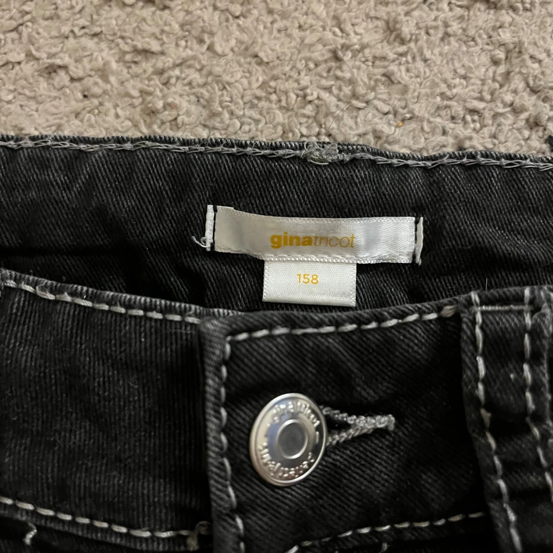 Svarta bootcut jeans Gina Tricot 158 - 3