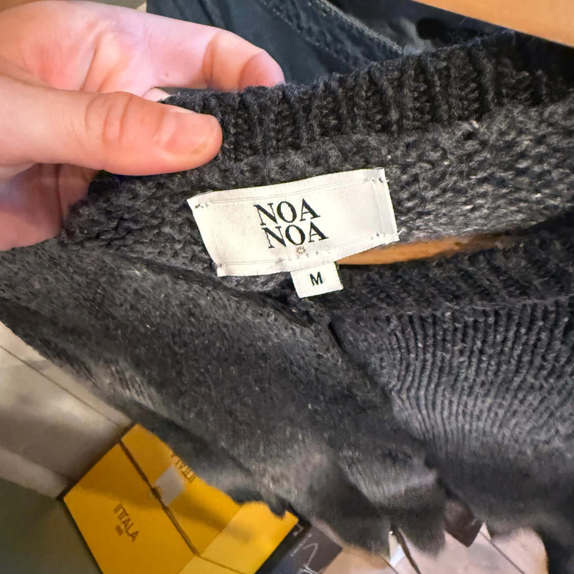 Grå kofta från Noa Noa med knappar - 2