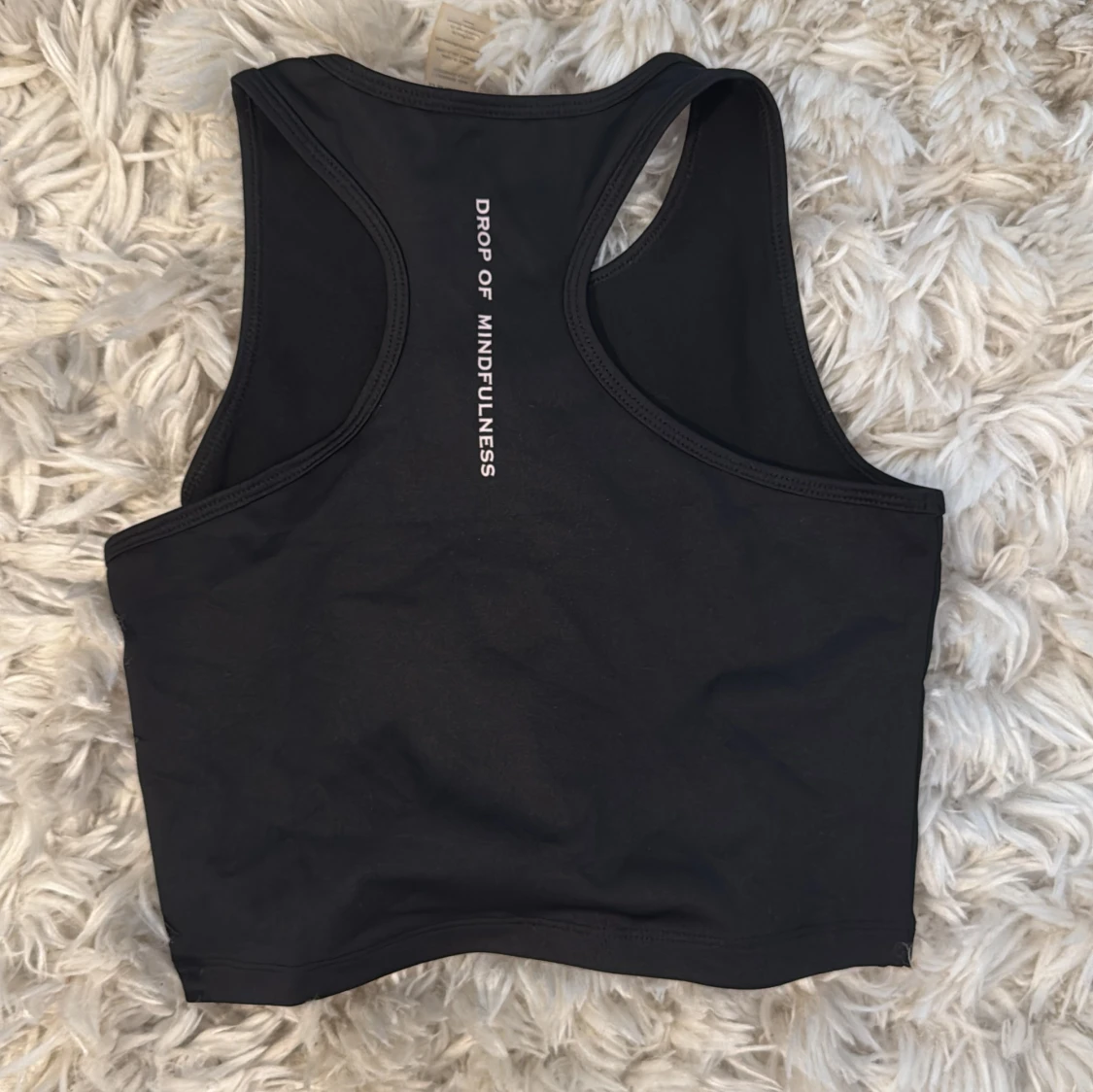 Svart linnetopp från Drop of Mindfulness - 1