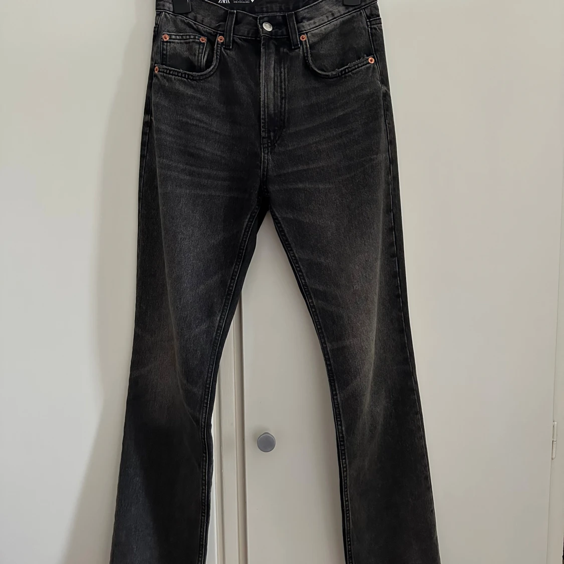 Svarta jeans från  Zara