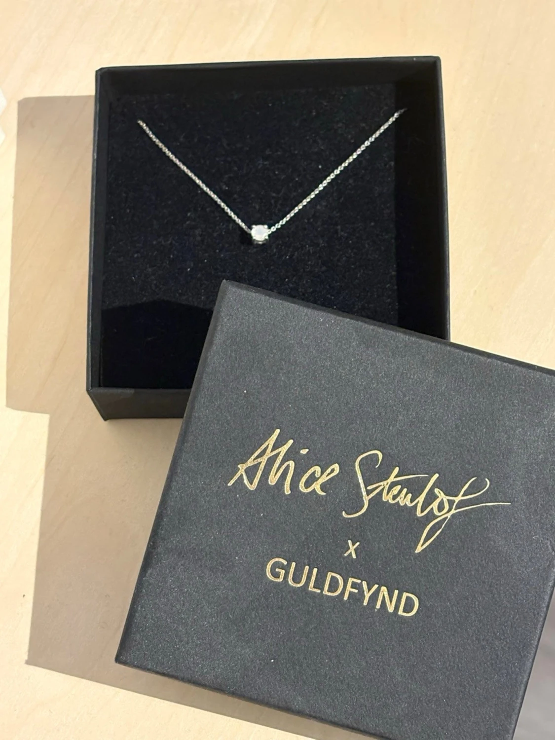 Halsband Alice Stenlöf x Guldfynd
