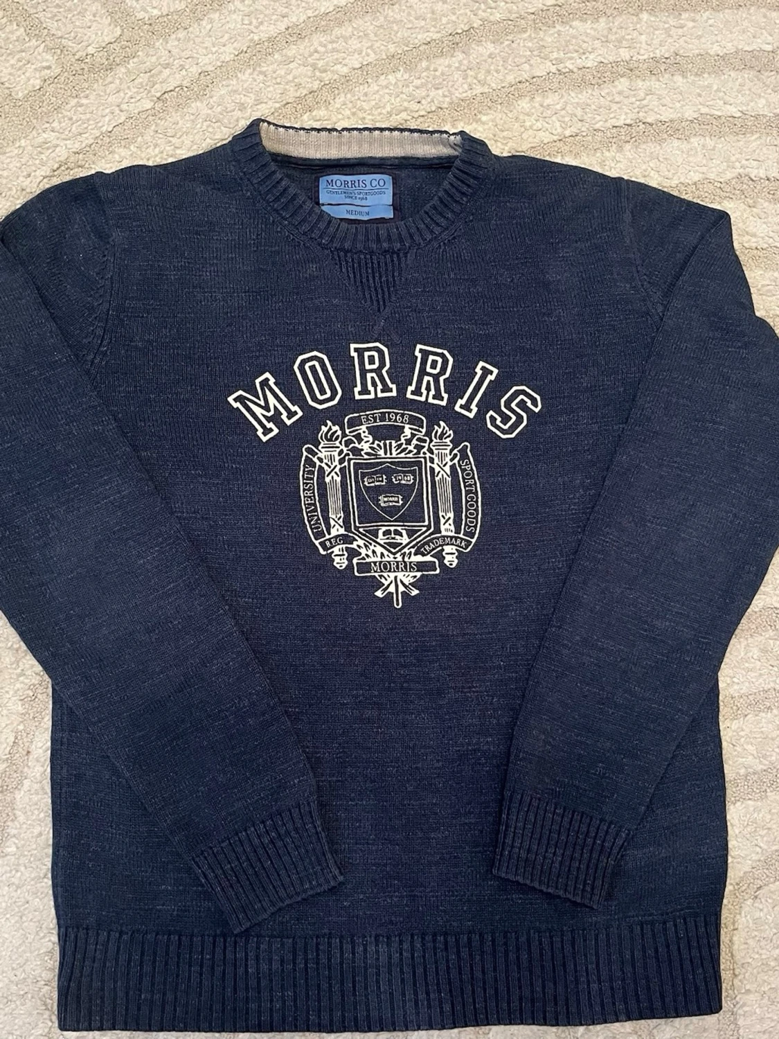 Mörkblå stickad tröja Morris Co