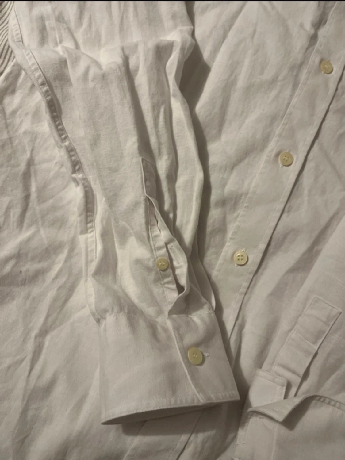 Vit skjorta från Lyle & Scott - 3