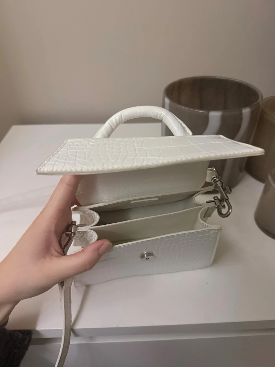 Vit croco handväska med axelrem - 2