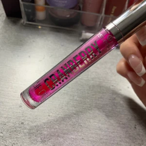 cranberry lip oil - såld💗