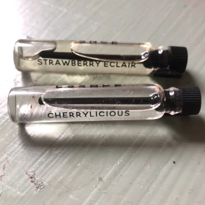 Essnce nya dofter 2ml - Nya dofterna cherrylicious och strawberry eclair. Pris är för båda