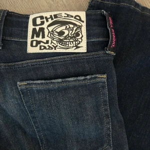 Blåa Cheap Monday Jeans  - Jeansen är helt nya och köpta från Vinted. Det är i storleken 25/30, skriv gärna fler frågor💕