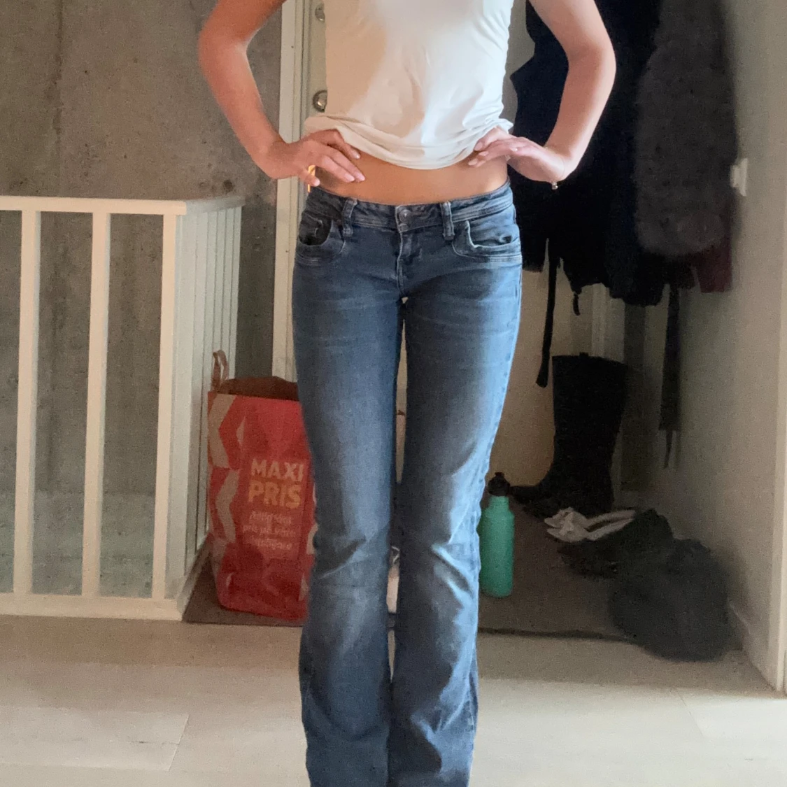 Blå bootcut jeans från LTB