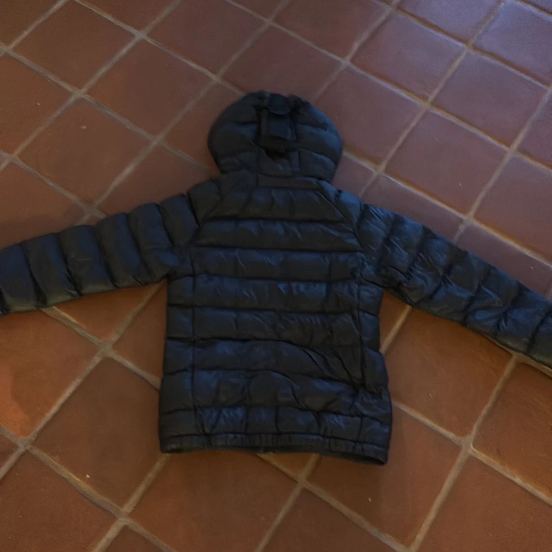 Svart dunjacka Peak Performance - 4