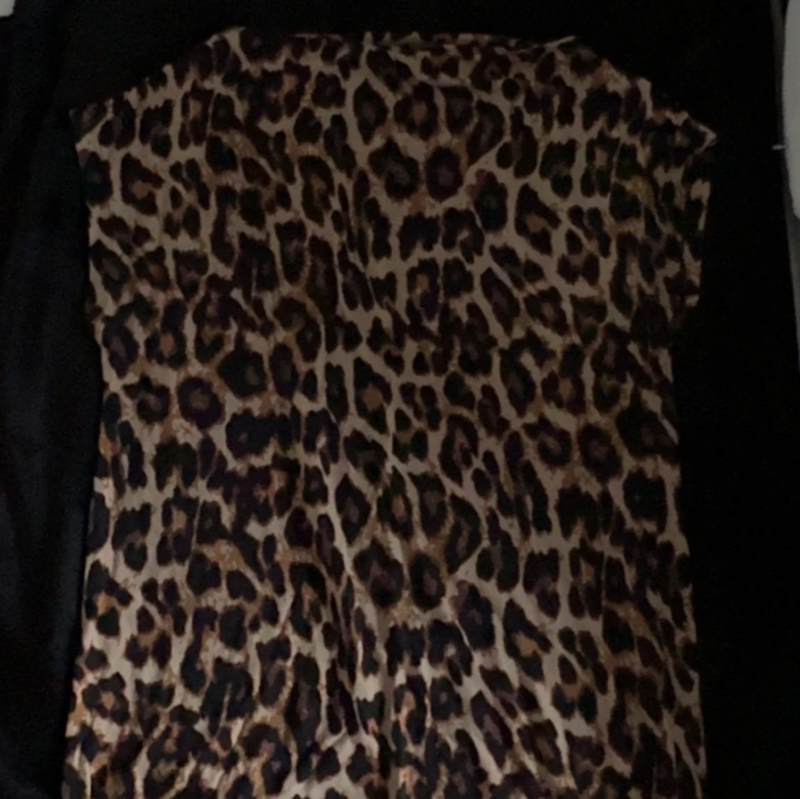 Leopardmönstrad blus