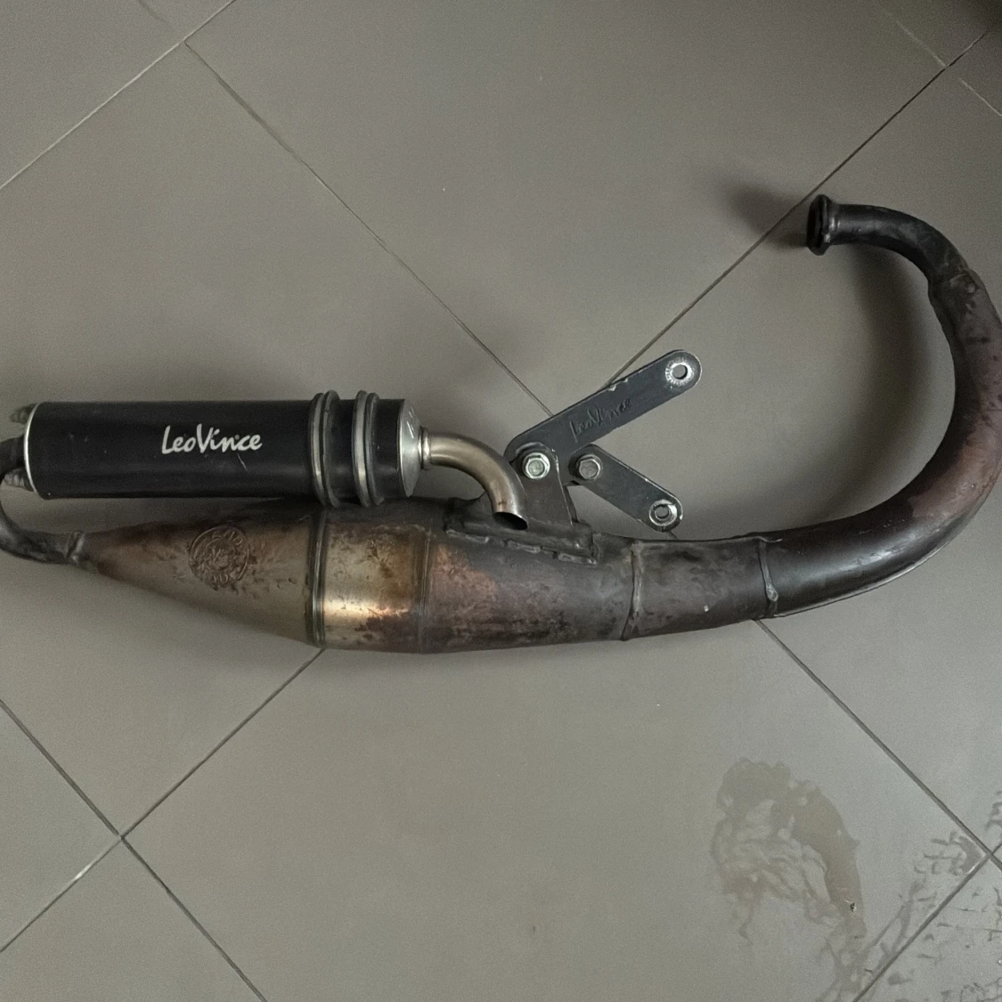 LeoVince TT rör