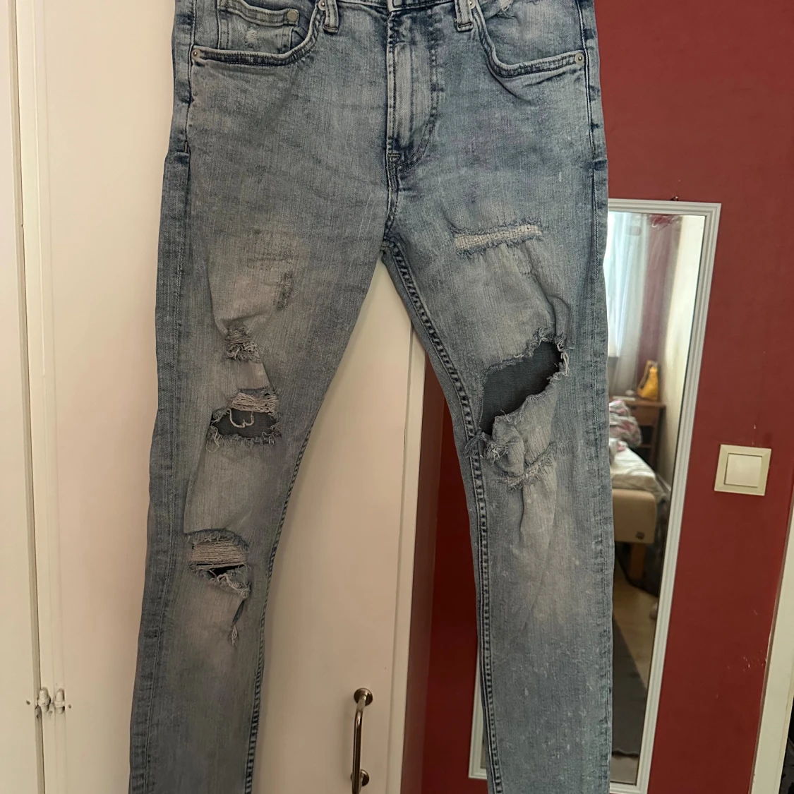 Ljusblå ripped jeans från Denim & Denim strl: 32/30
