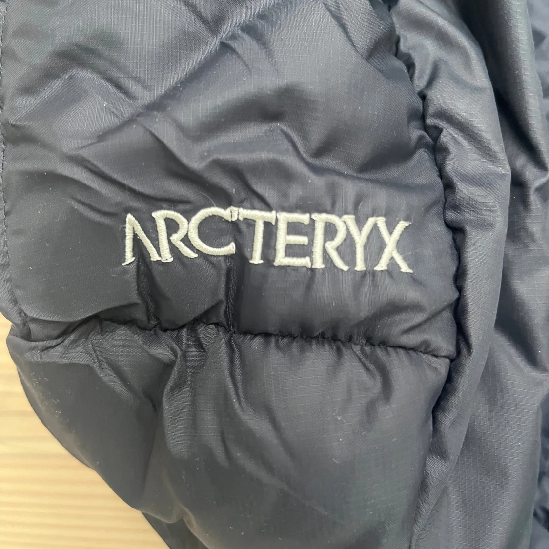 Arc’teryx dunjacka - 2