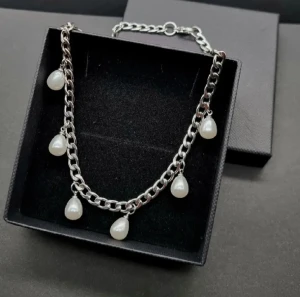 Stilfullt handgjort halsband  - Material-rostfritt stål. Längd-40cm. Kedjetjocklek-5mm 