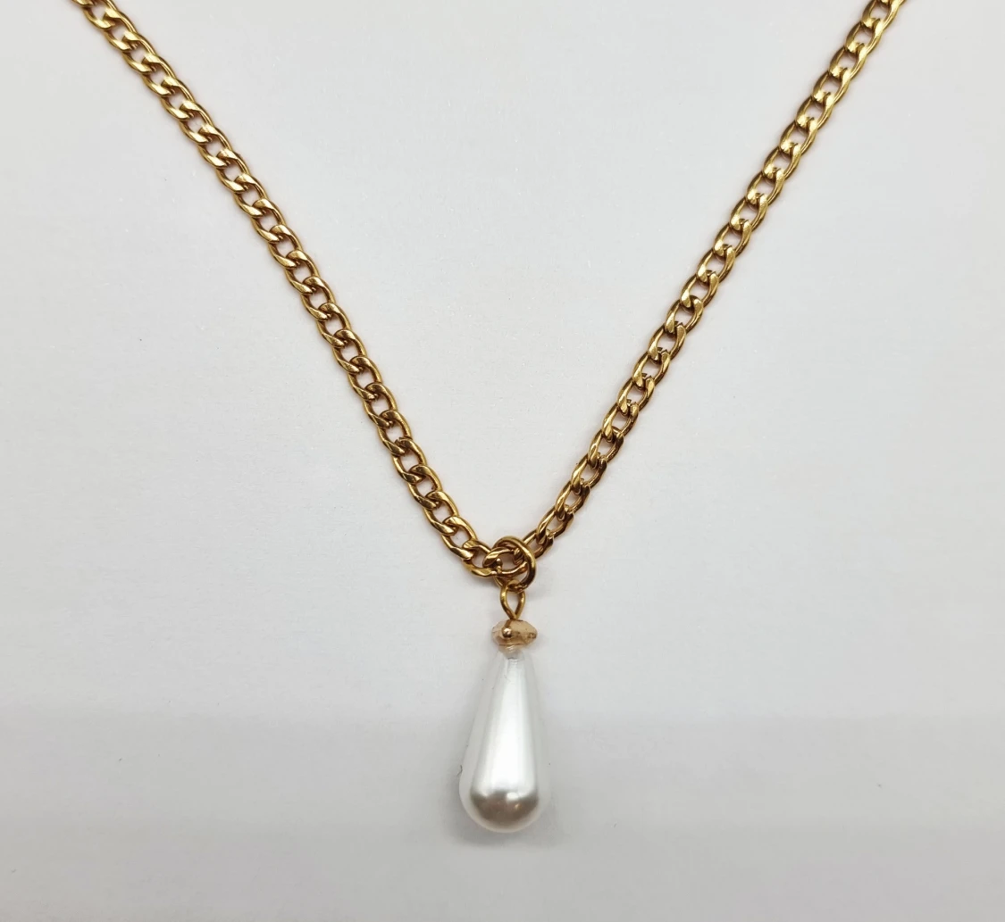 Stilfullt halsband med pärla  - 2