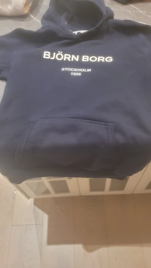 Björn Borg classic Hoddie  - Mycket fin Sparsamt använd Björn Borg Hoddie stl 146-152 Nypris 895 kr 