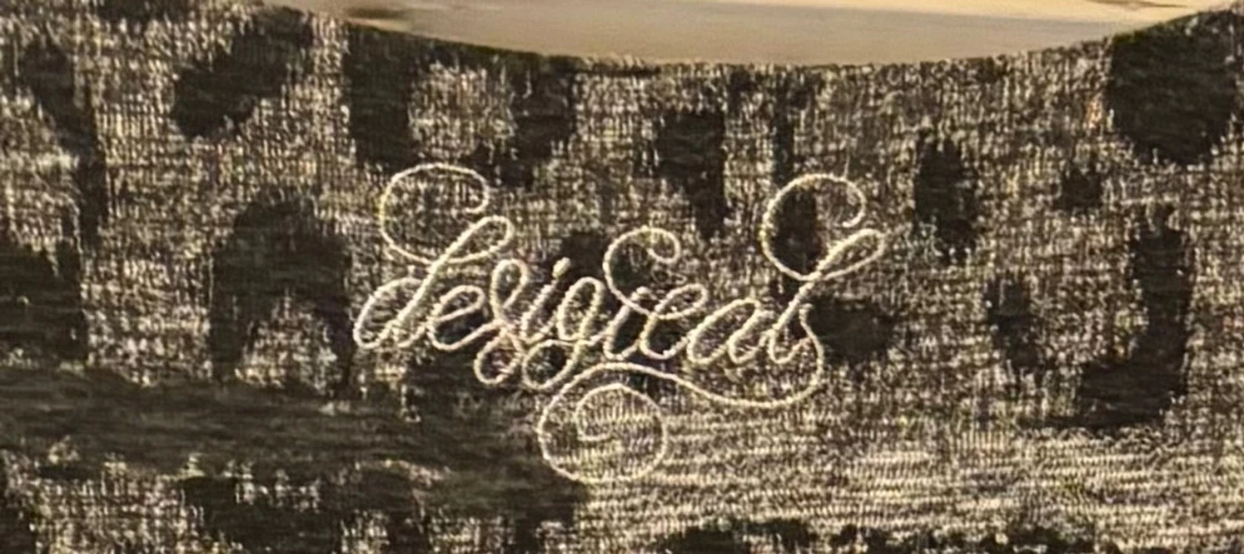 Grå fodralklänning - 2