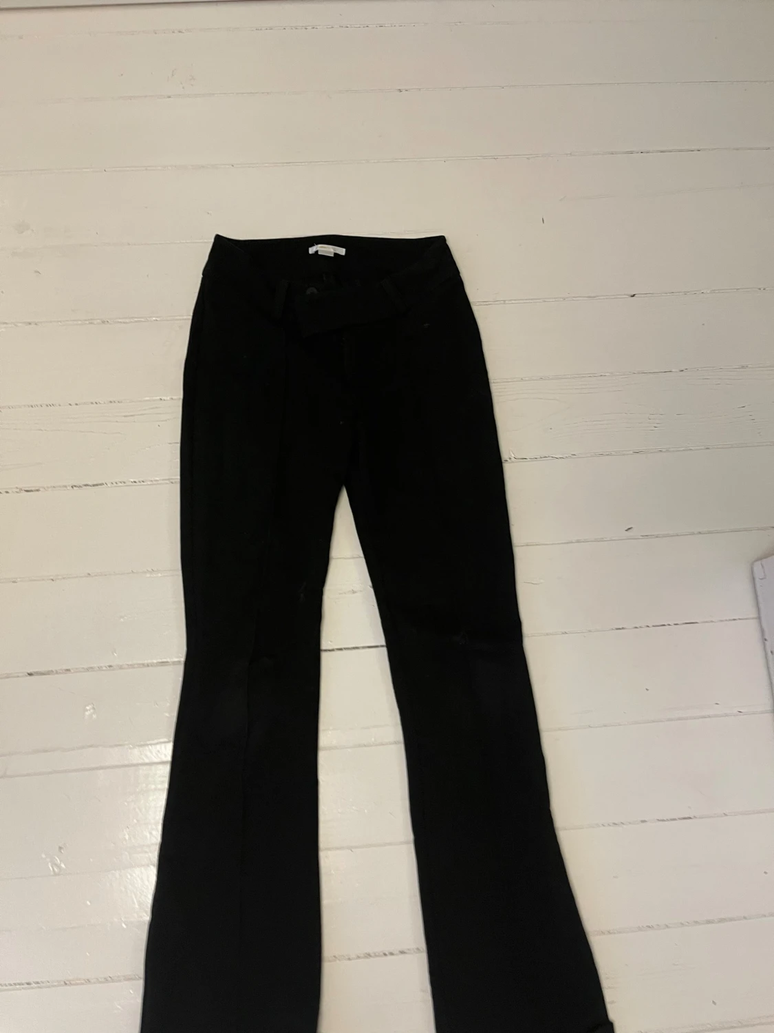 Svarta bootcut kostymbyxor 