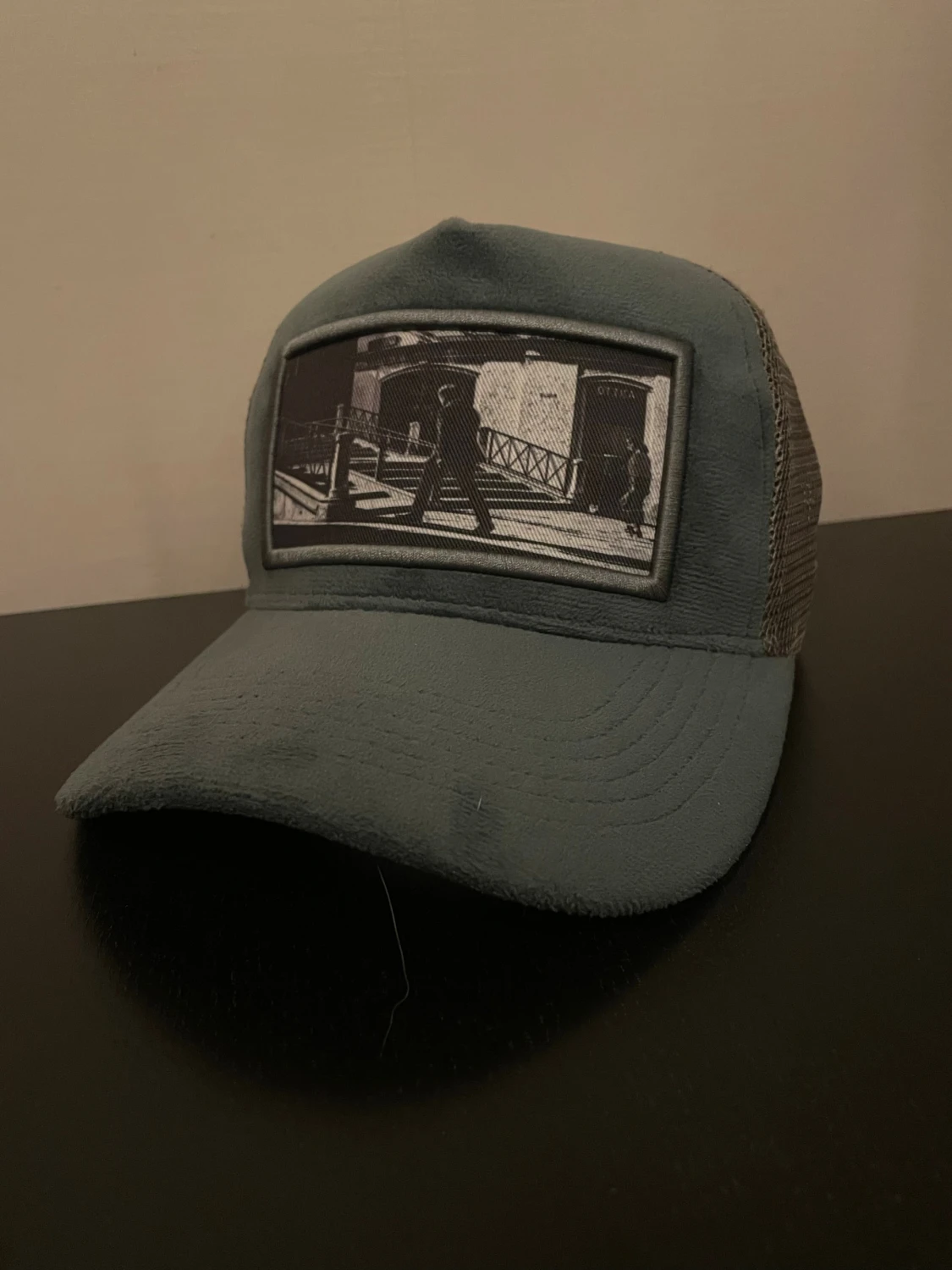 Grå keps från Emilio Pendenza