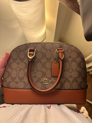 Coach handväska - Säljer denna fina coach handväska.