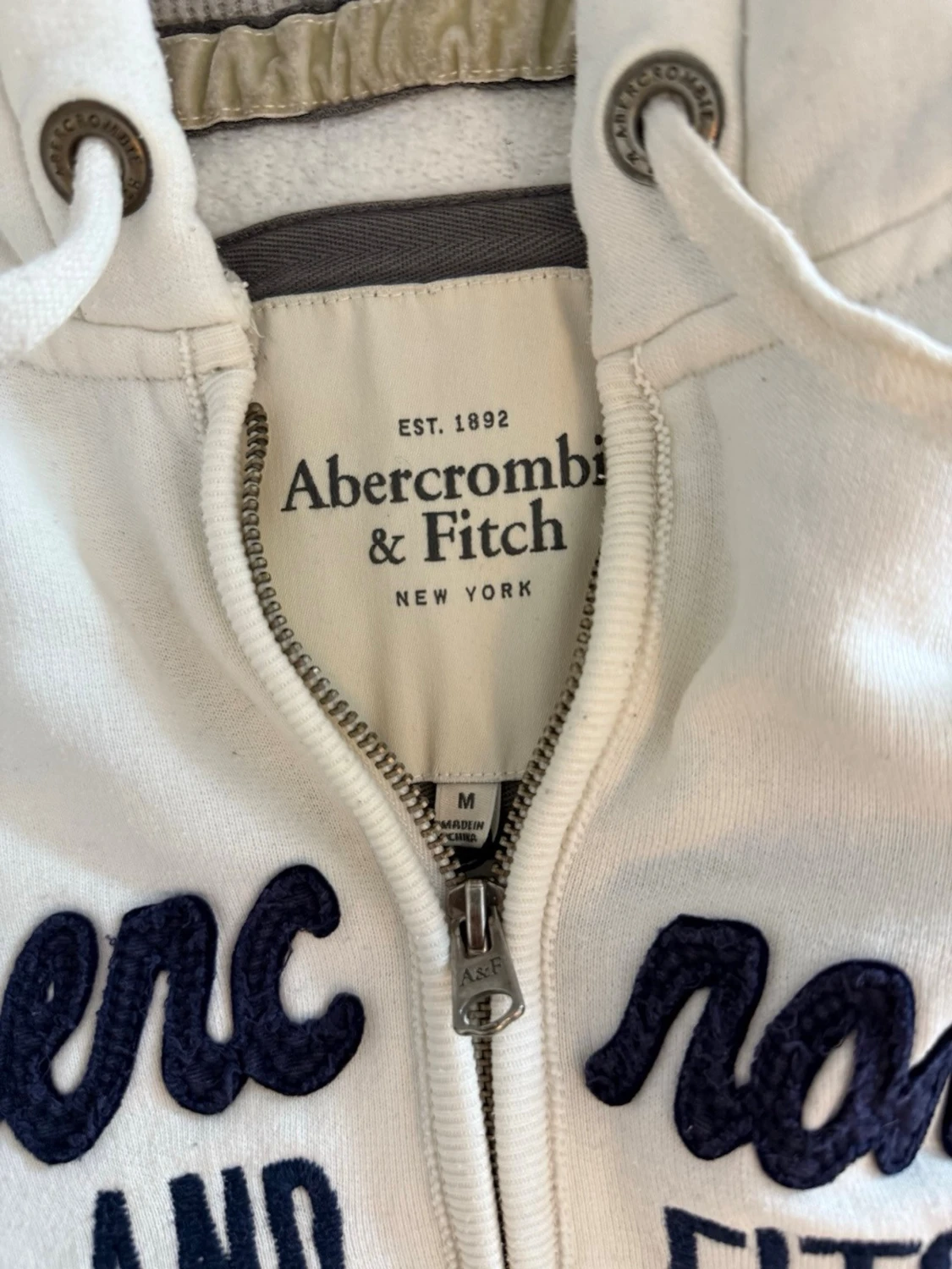 abercrombie&fitch zip up hoodie - 6
