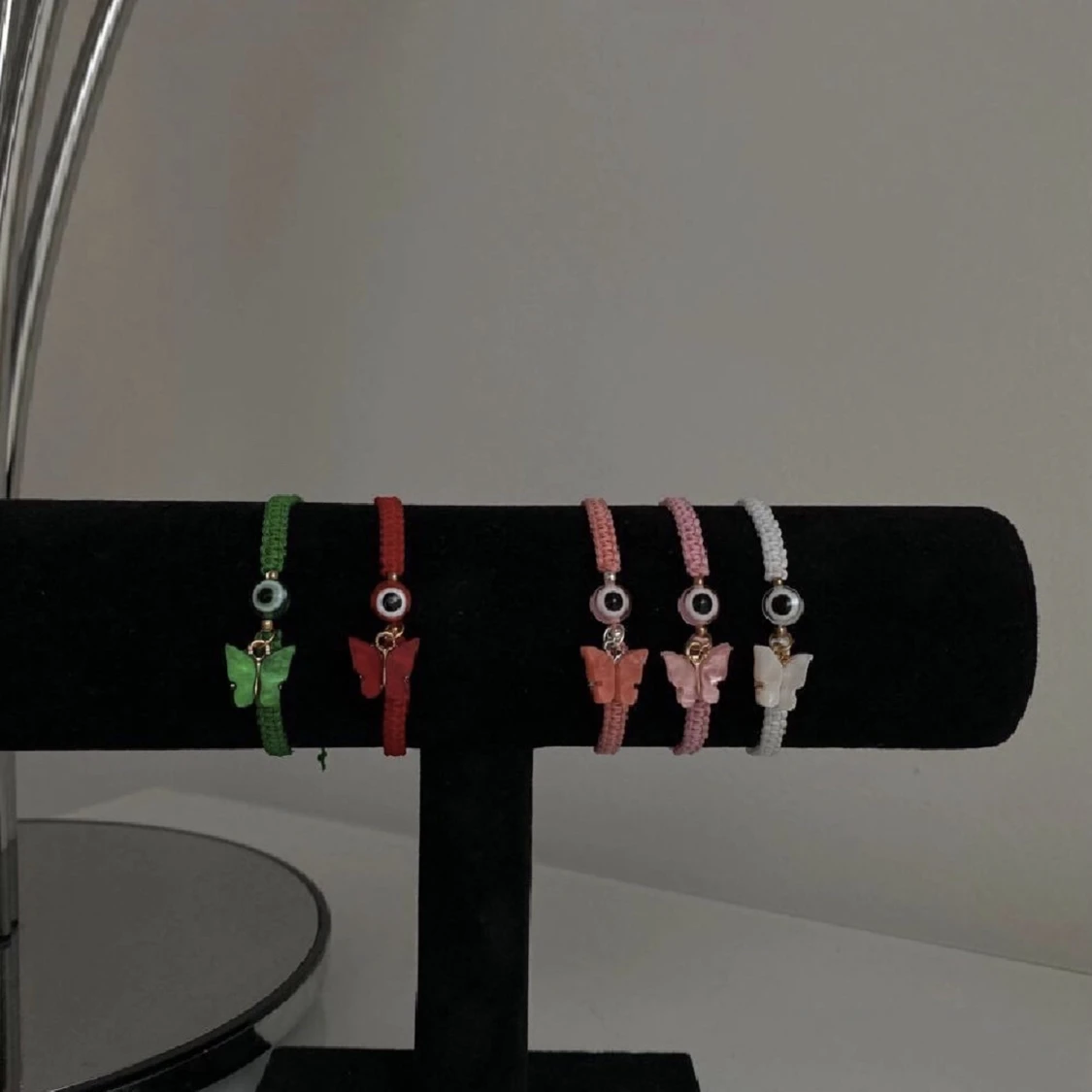  Onda Öga Makramé Armband 🦋    - 90