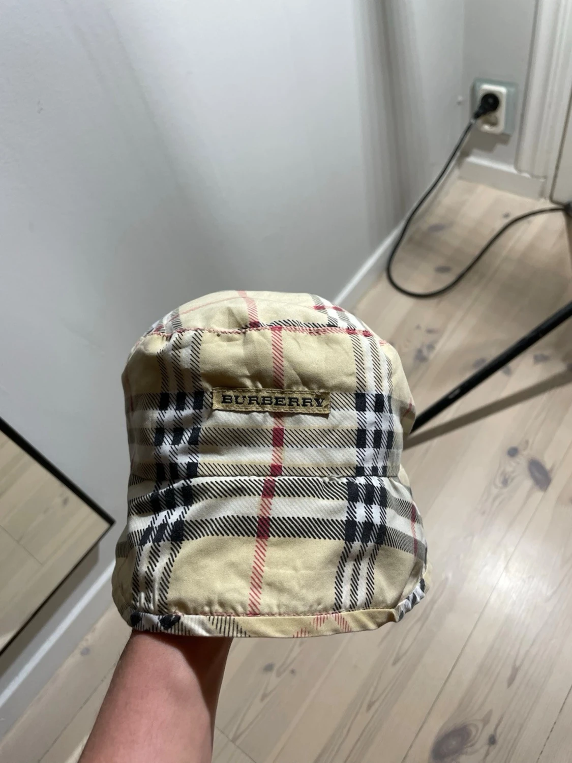 Burberry hatt - 2