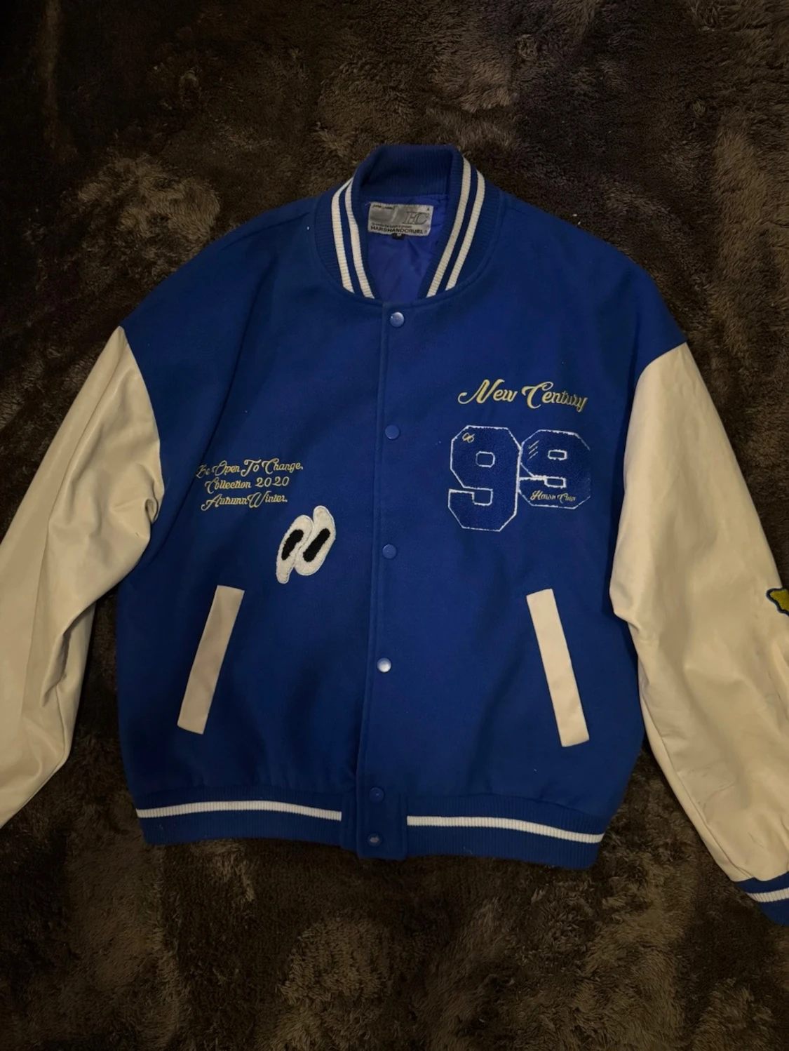 Blå och vit bomberjacka med broderi 48 M