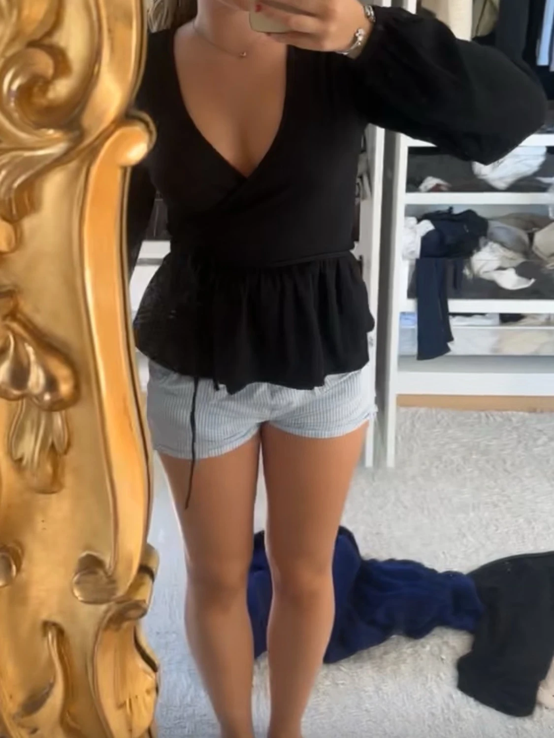 Svart omlottopp från Nelly - 2