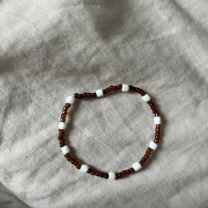 Armband - Brun vitt armband