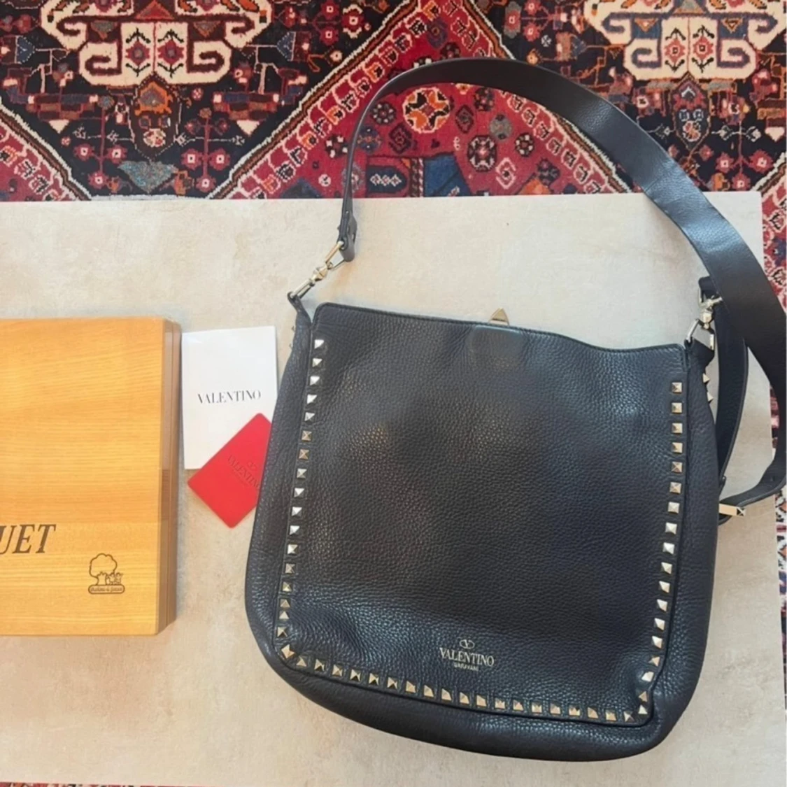 Svart axelväska Valentino Garavani