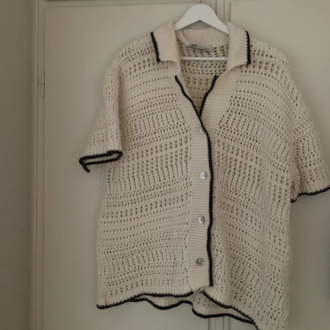 Stickad tröja  - 1