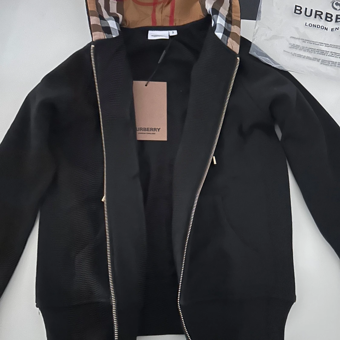 Svart hoodiejacka från Burberry - 1