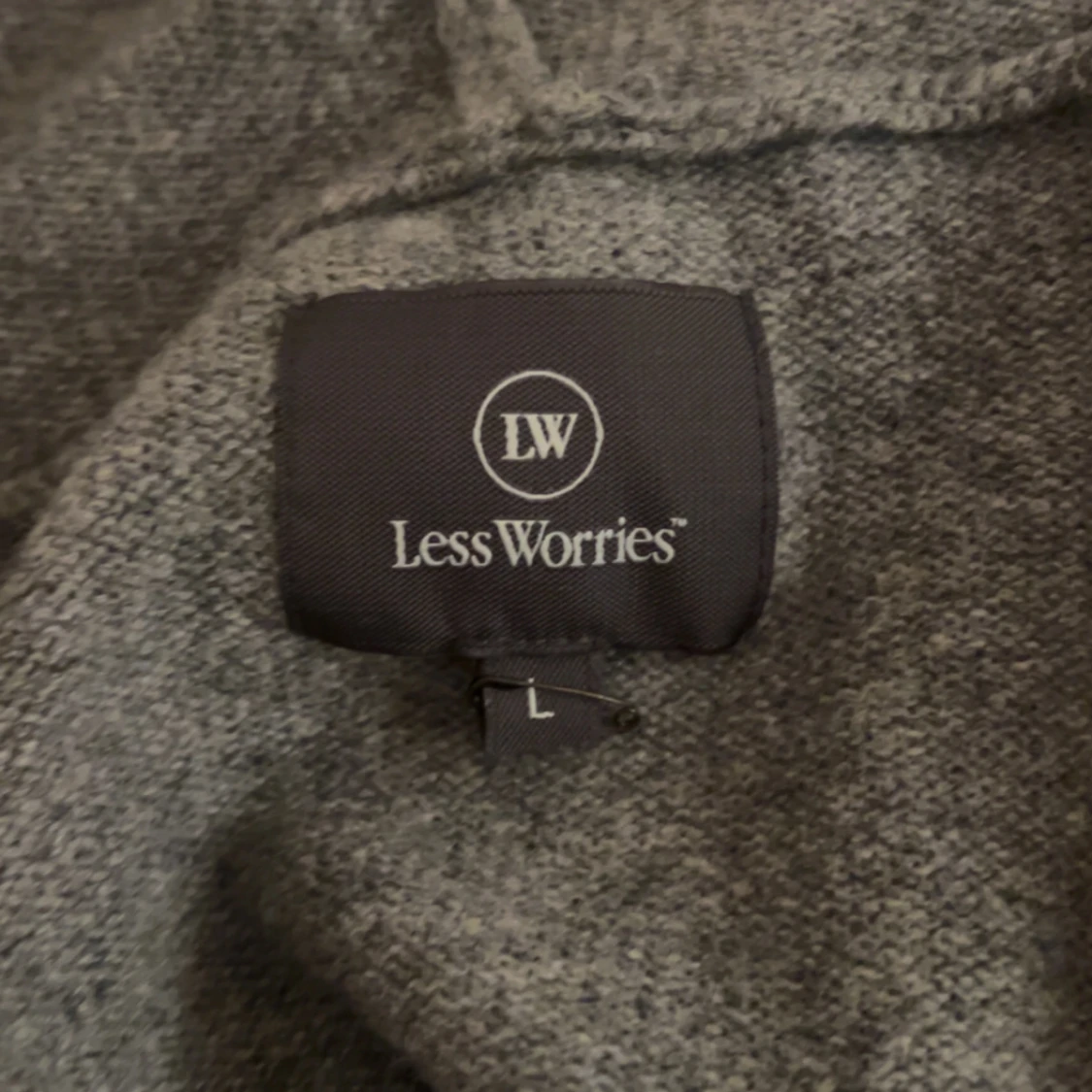 Grå kofta med huva från Less Worries - 2