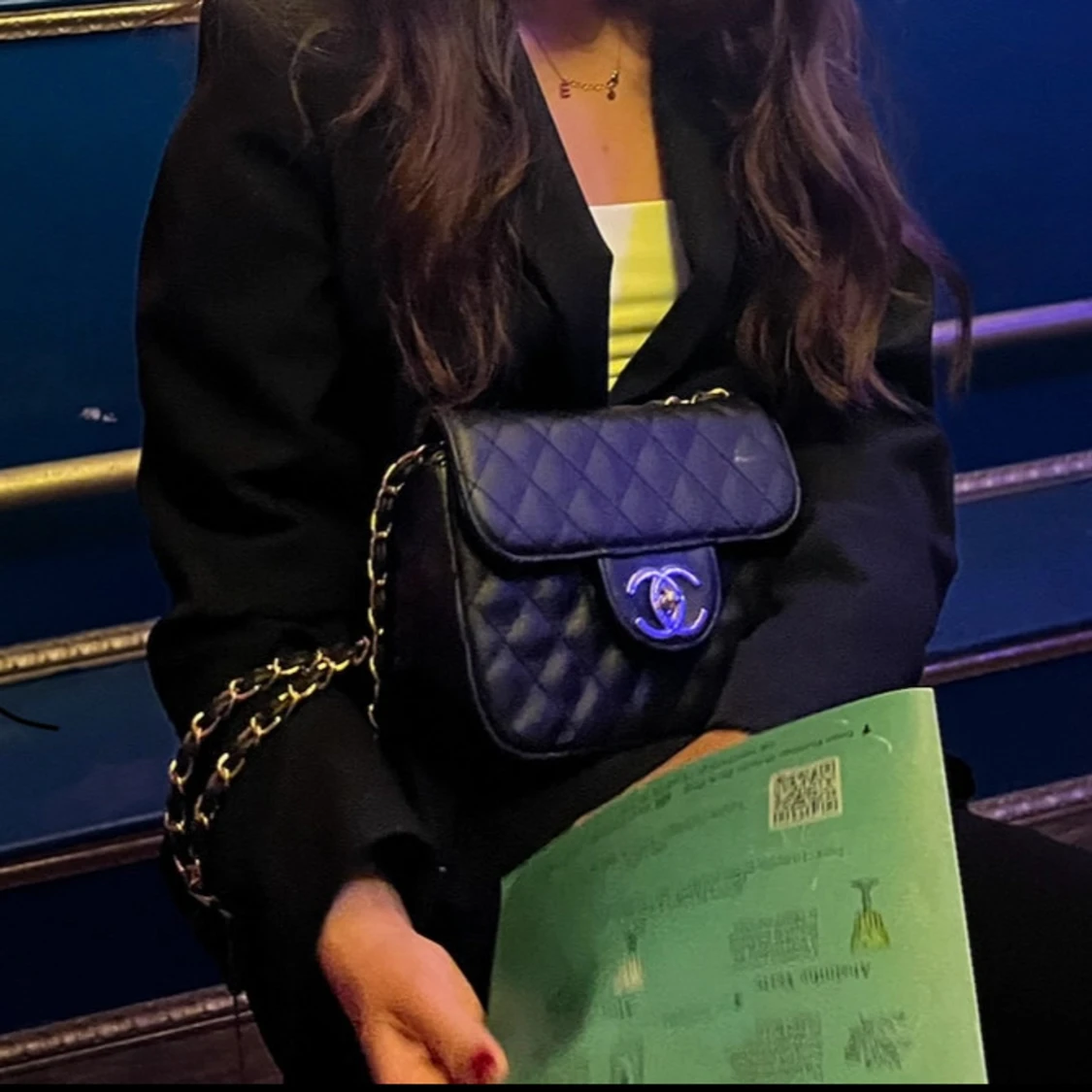 Svart quiltad axelväska - 1